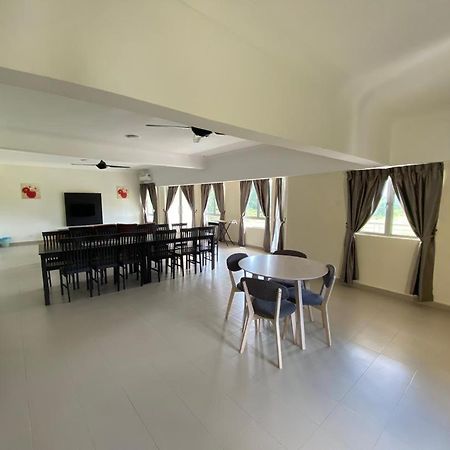 Tiara Desaru Resort Экстерьер фото