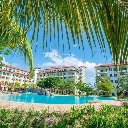 Tiara Desaru Resort Экстерьер фото