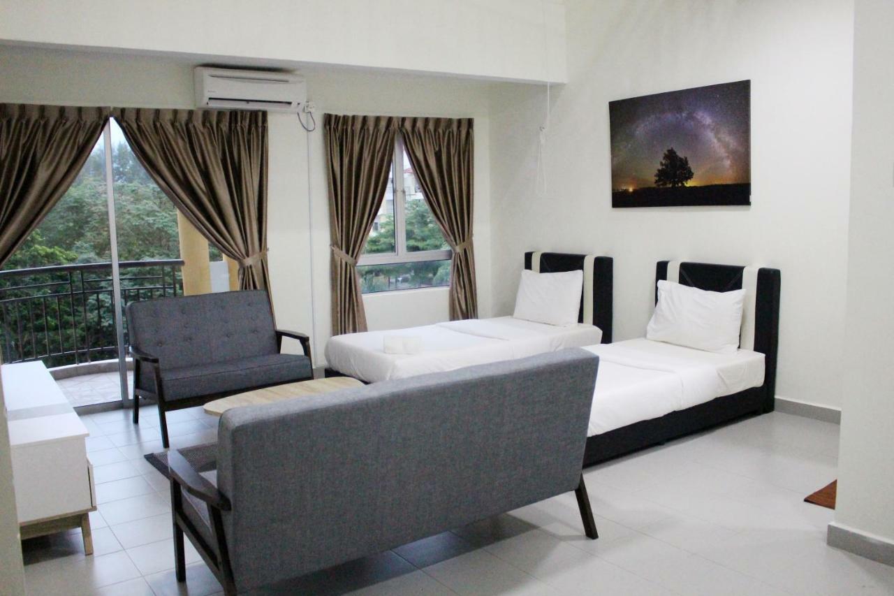 Tiara Desaru Resort Экстерьер фото